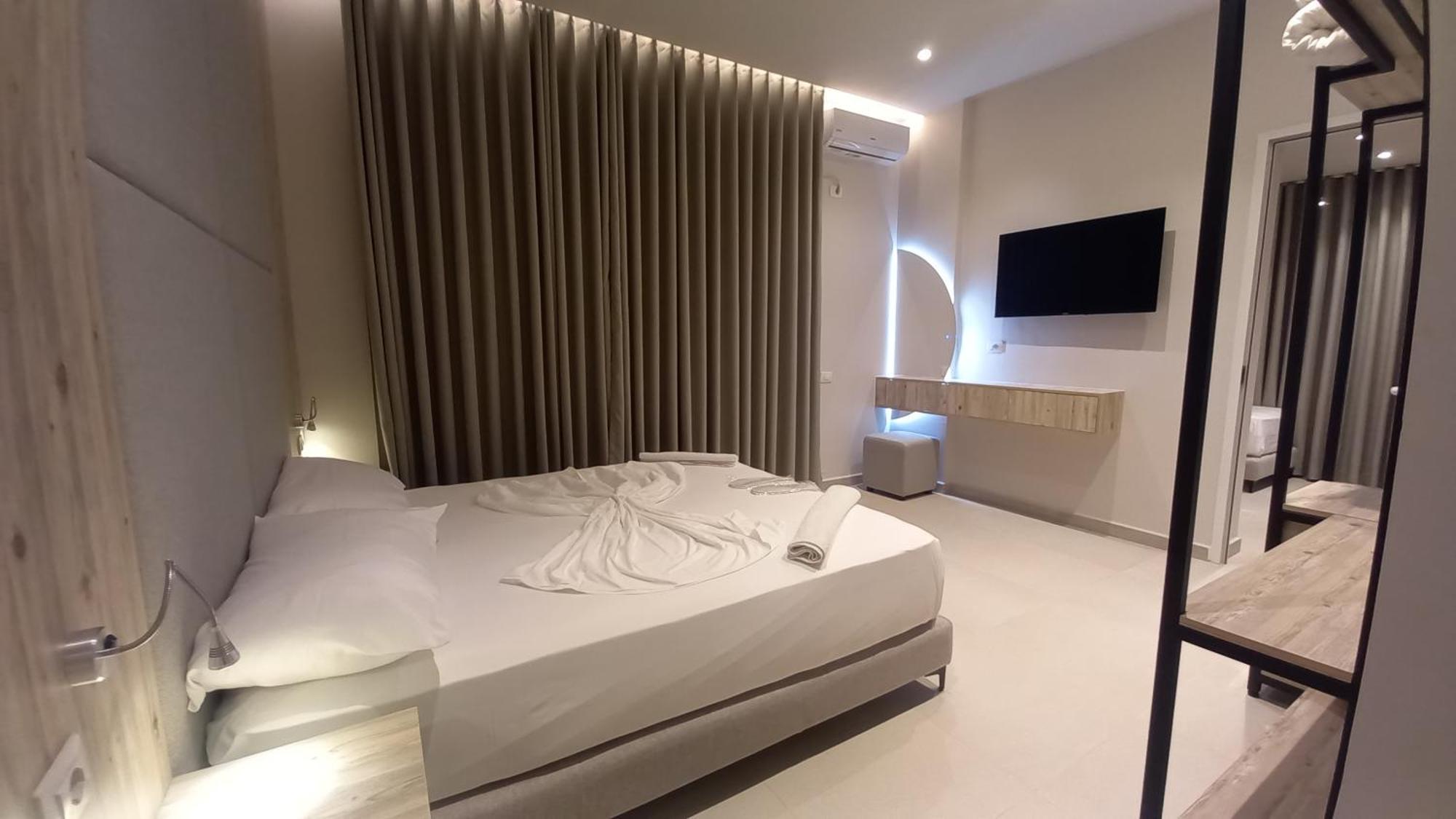 Vlorë Hotel Aglon מראה חיצוני תמונה